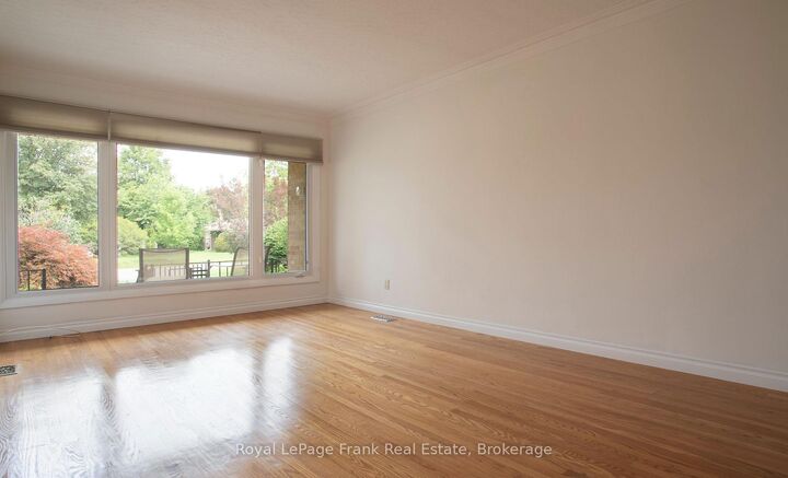 Property Photo: 407 Glencastle Avenue ON L1J 3K7