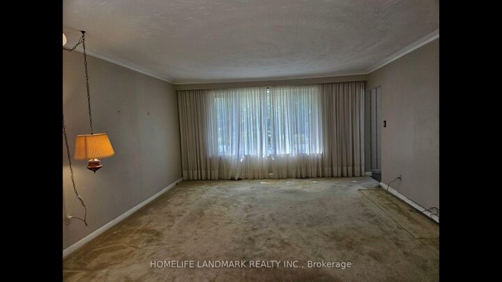 Property Photo:  147 Fitzgibbon Avenue (Main)  ON M1K 4A6 