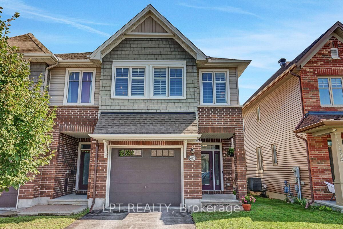 Property Photo:  416 Warmstone Drive  ON K2S 0W2 