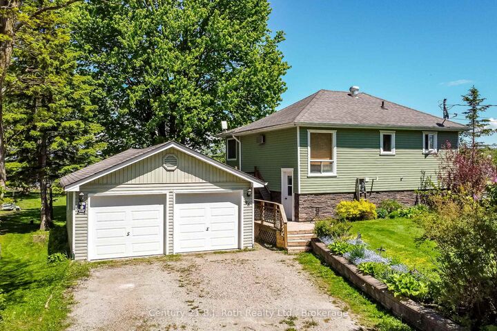 Property Photo: 95 Maskinonge Road ON L0K 2A0