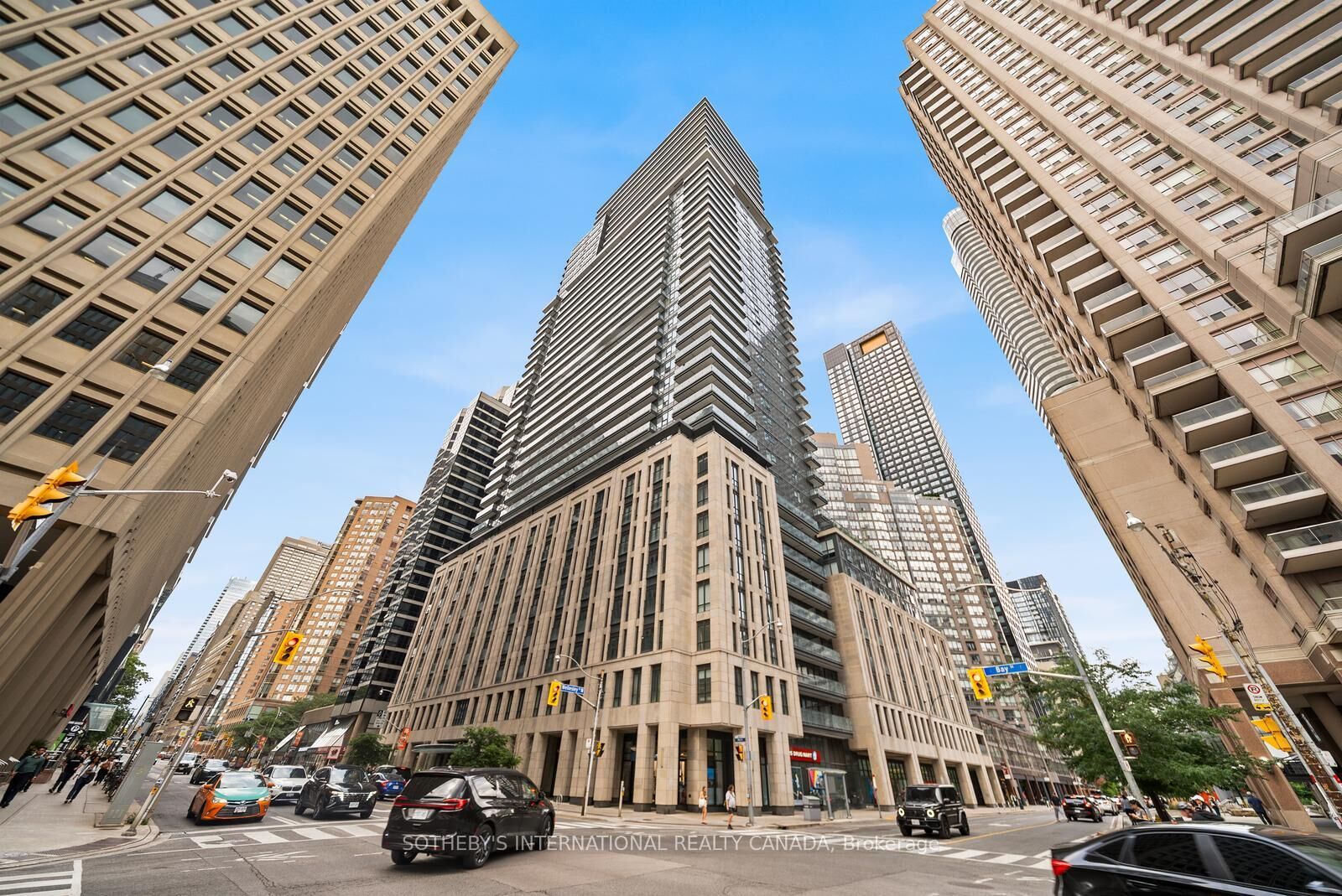 Property Photo: 955 Bay Street 3807 ON M5S 0C6
