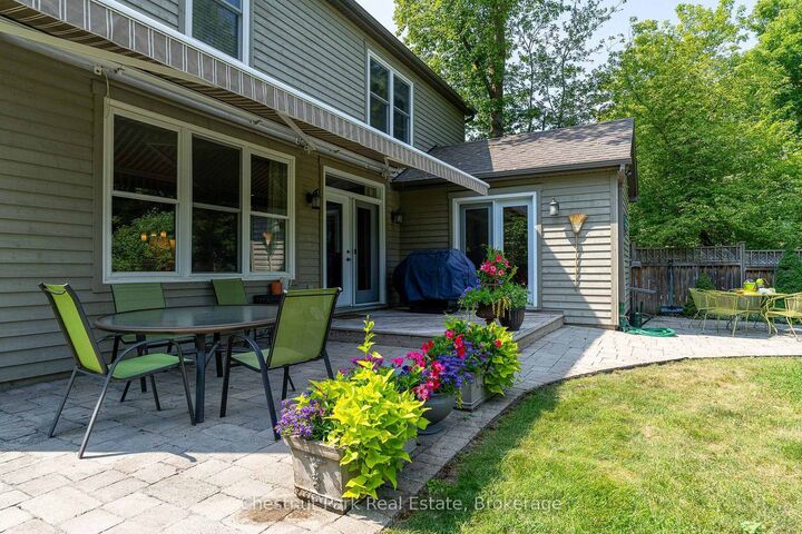 Property Photo: 71 Hickory Street ON L9Y 3E7