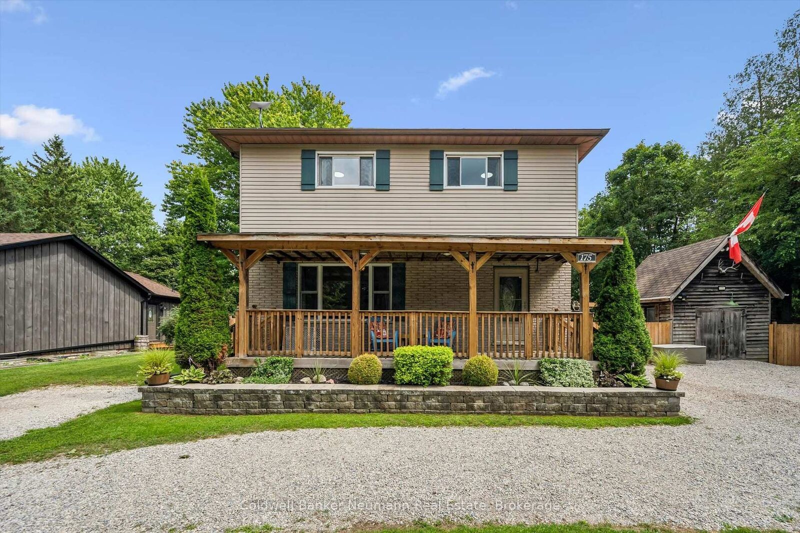 Property Photo:  175 Division Street  ON N0B 2K0 