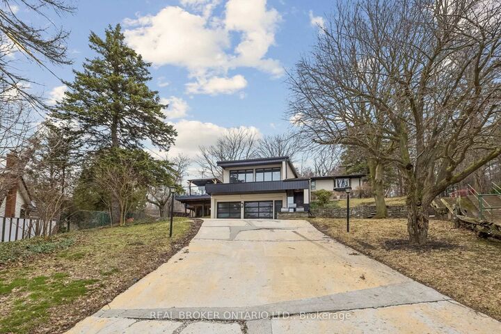 Property Photo:  3 Chicopee Terrace  ON N2A 1T2 
