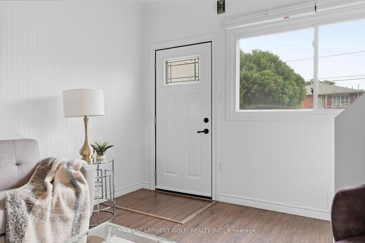 Property Photo: 88 East 19th Street ON L9A 4S1