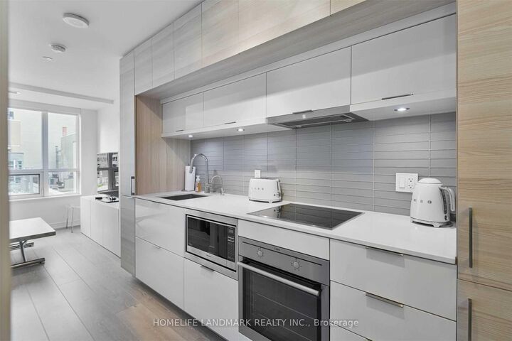 Property Photo:  88 Scott Street 1012  ON M5E 0A9 