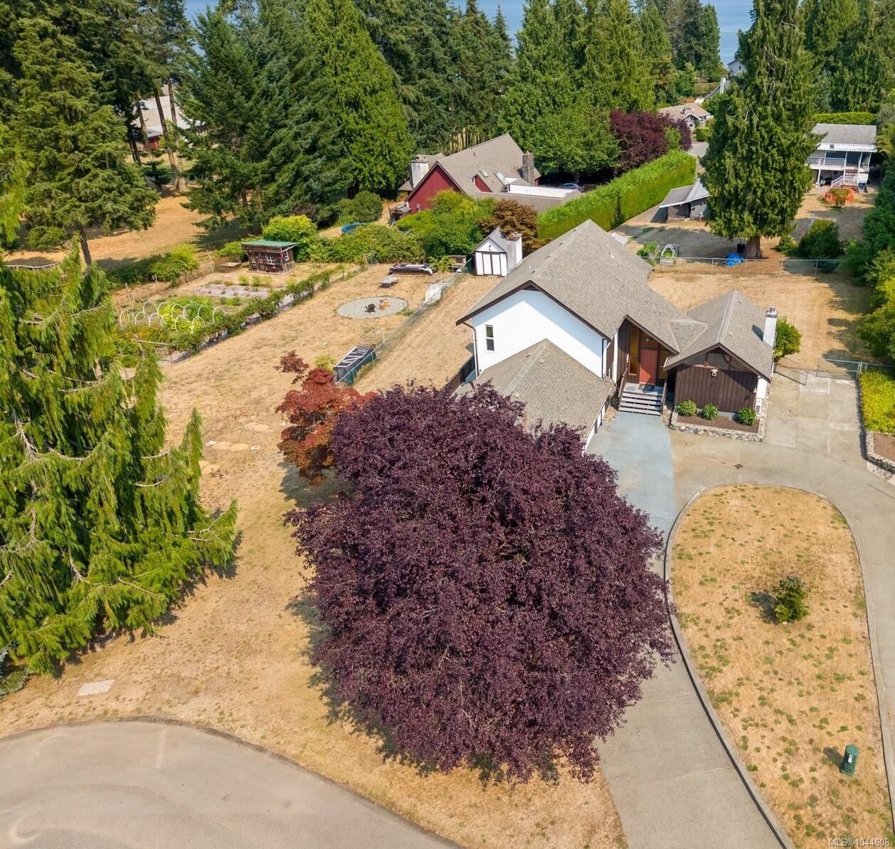 Property Photo:  3883 Red Baron Rd  BC V0R 1L0 