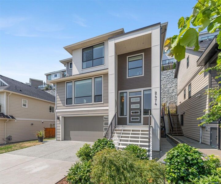 2474 Azurite Cres — photo 1