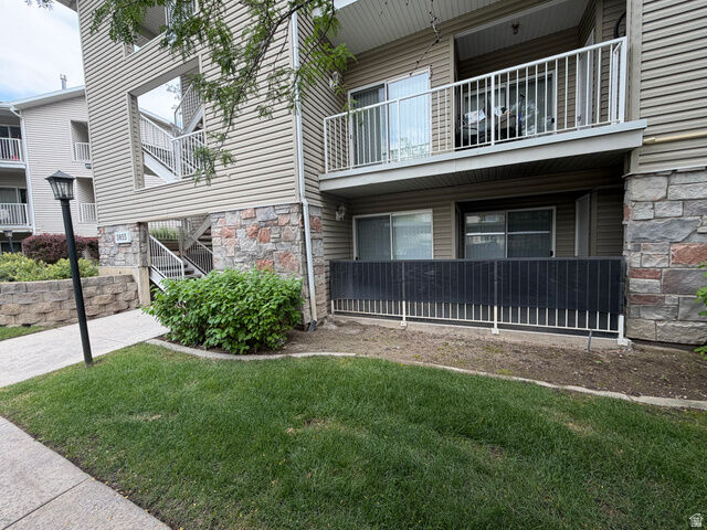 Property Photo: 3855 Canyon River Way 1 UT 84119