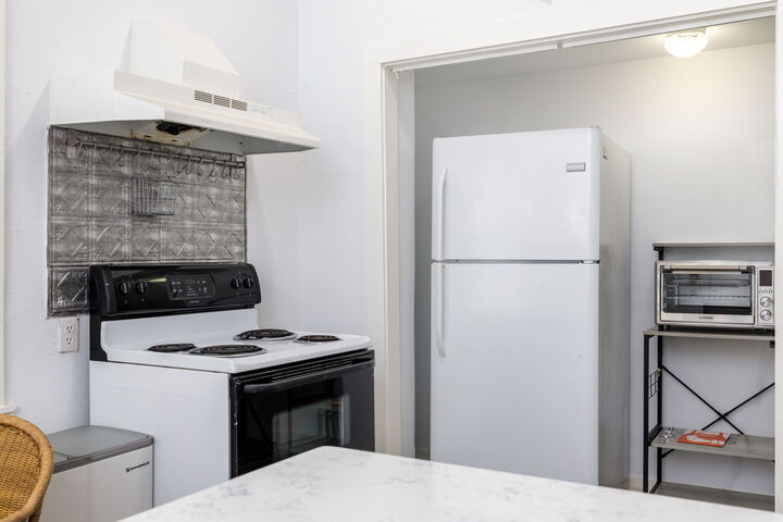Property Photo:  110 E Craig Place C  TX 78212 