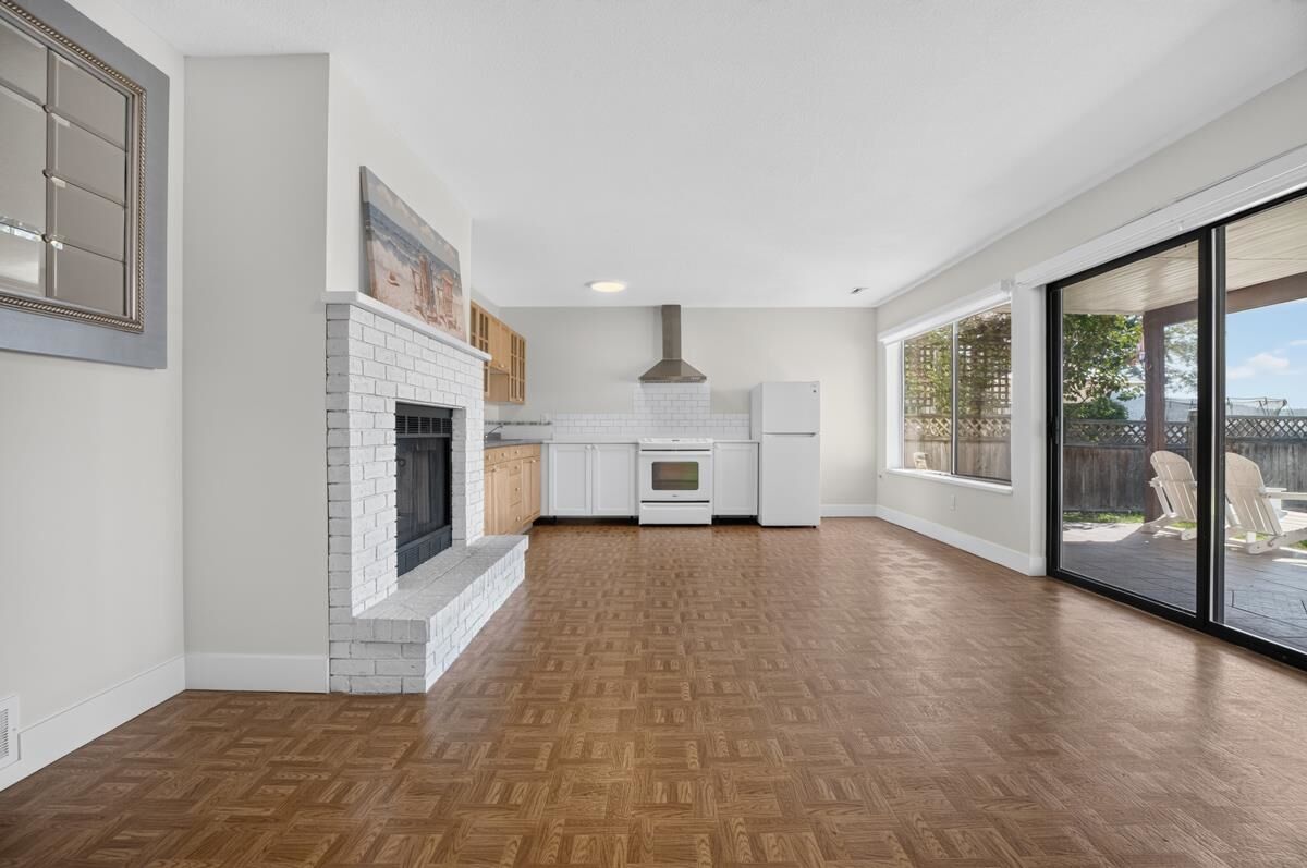 Property Photo:  2929 Dollarton Highway (Basement Suite)  BC V7H 1B1 