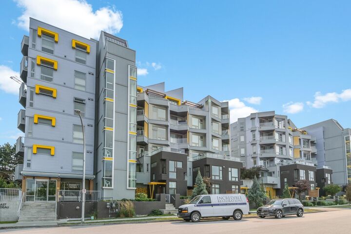 Property Photo: 32838 Landeau Place 313 BC V2S 0M6