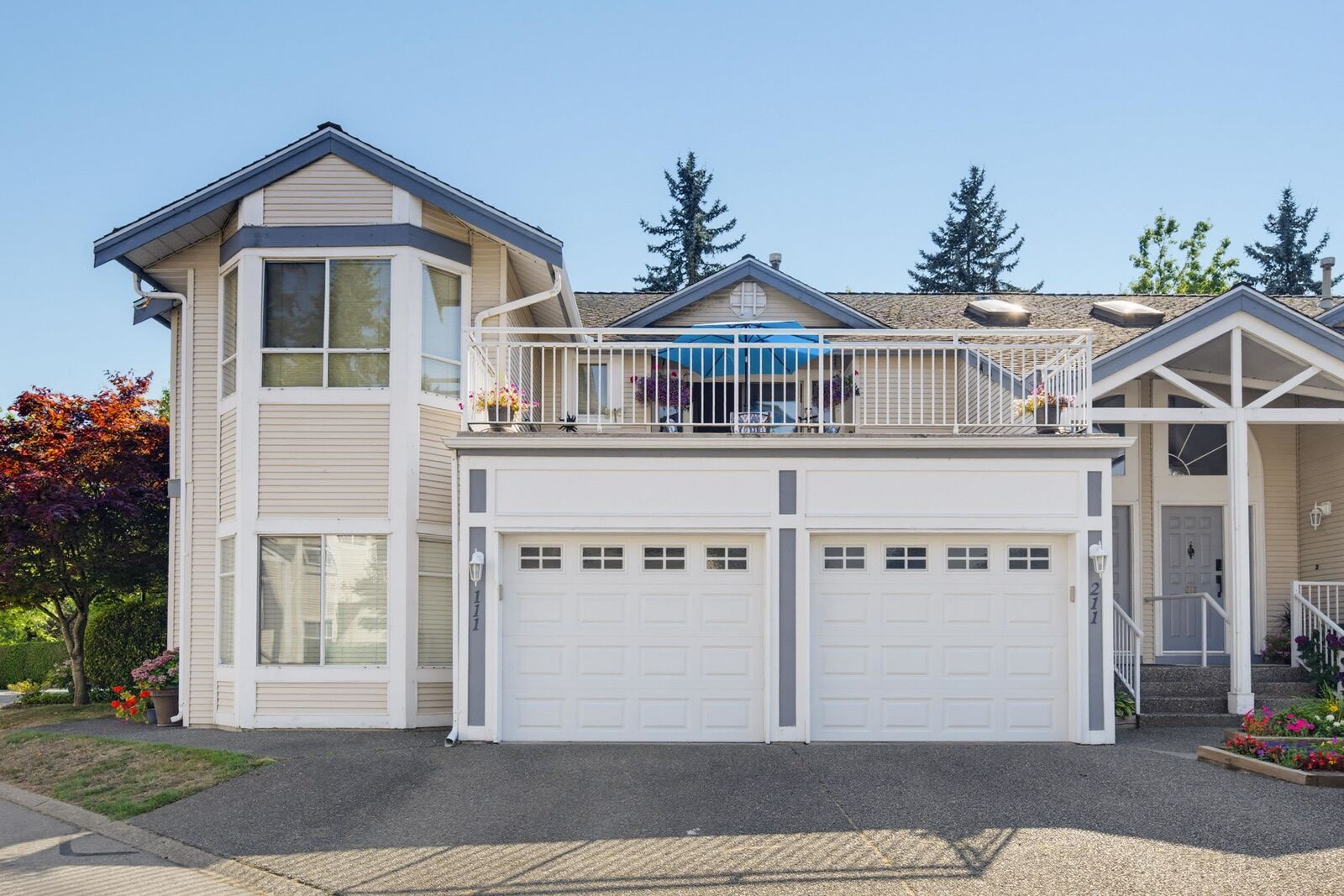 Property Photo: 9072 Fleetwood Way 211 BC V3R 0M6