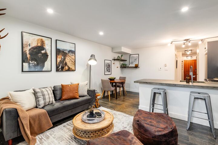 Property Photo: 3070 Hillcrest Drive 113 BC V8E 0V1
