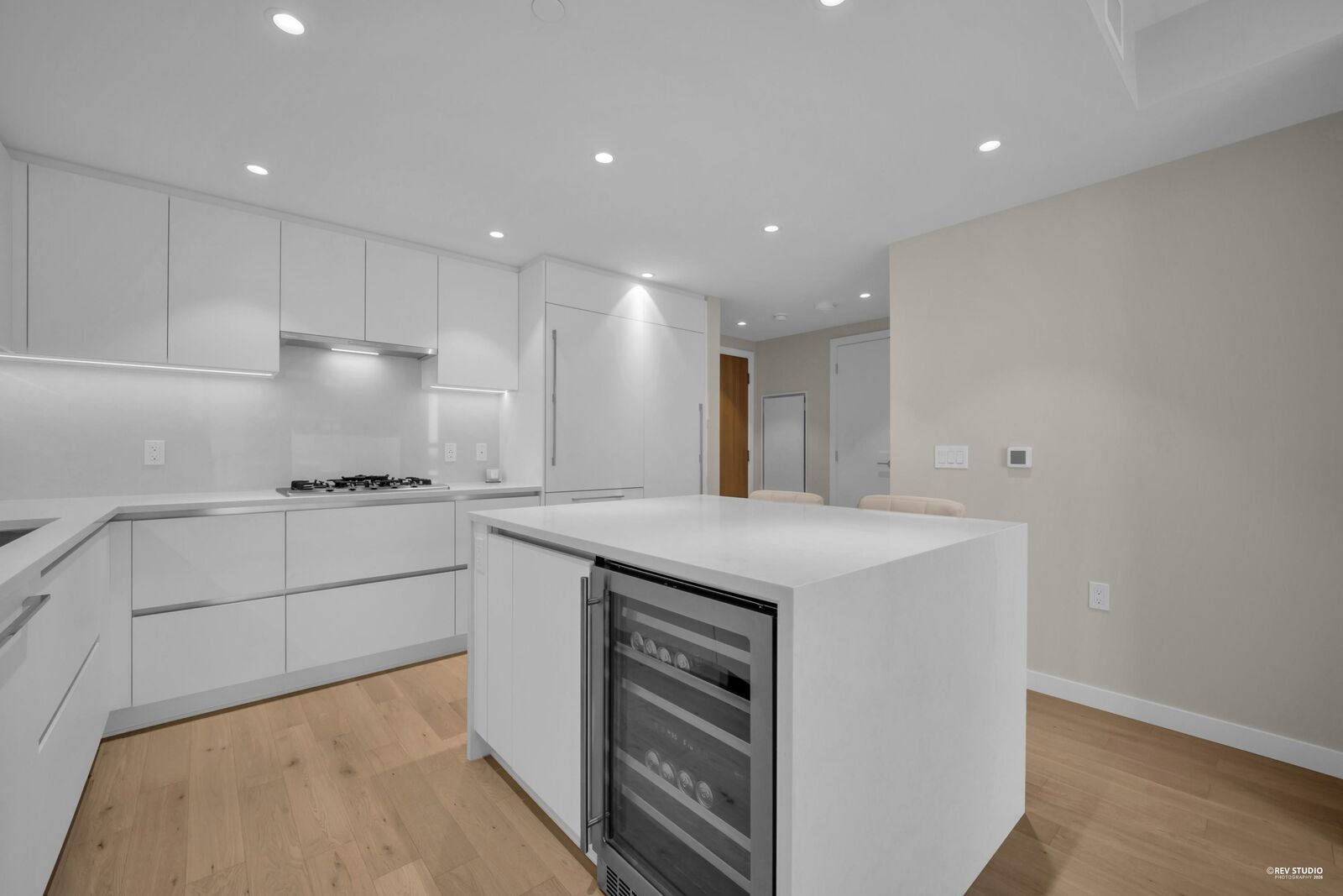 Property Photo:  485 W 42nd 11xx  BC V5Y 0R6 