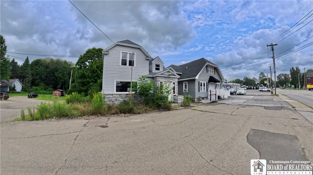 Property Photo:  430 Fairmount Avenue  NY 14701 