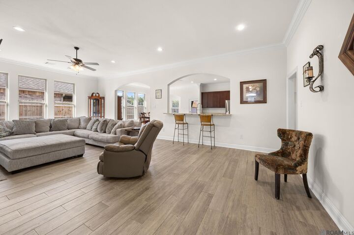 Property Photo: 23413 Odette Ave LA 70726