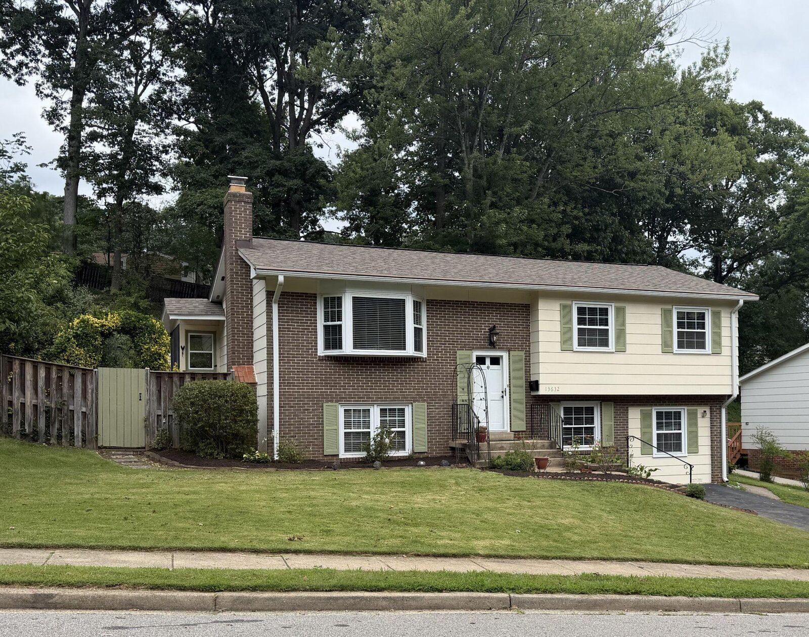 Property Photo:  13632 Kingsman Road  VA 22193 
