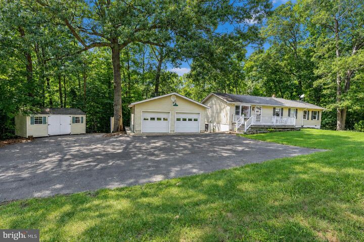 Property Photo:  25082 Pinto Drive  MD 20636 