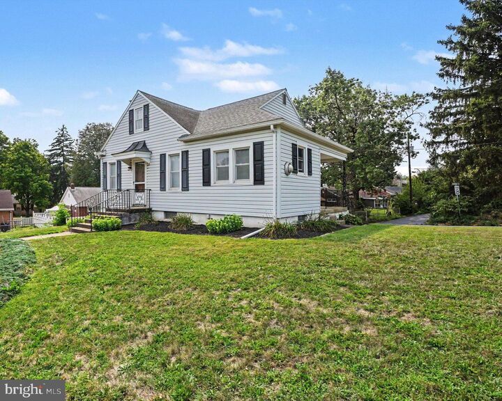 Property Photo:  401 Wood Street  PA 17109 