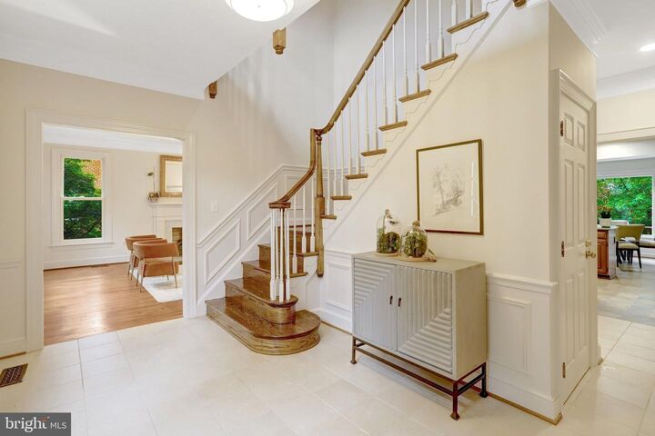 Property Photo:  3845 N Tazewell Street  VA 22207 