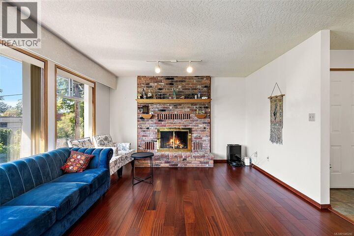 Property Photo: 3301 Argyle Place BC V8P 5R8