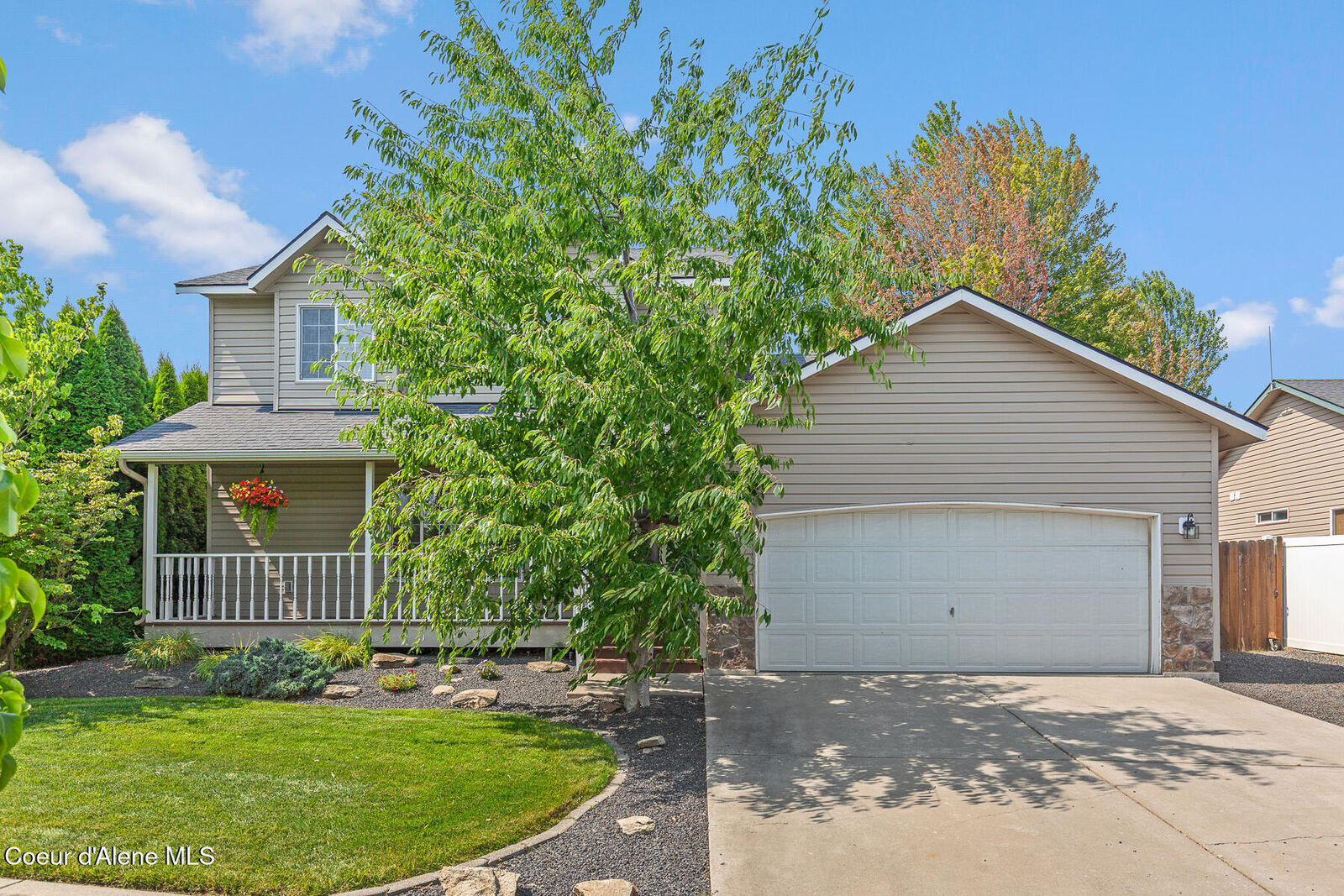 Property Photo:  2411 N Mackenzie Dr  ID 83854 