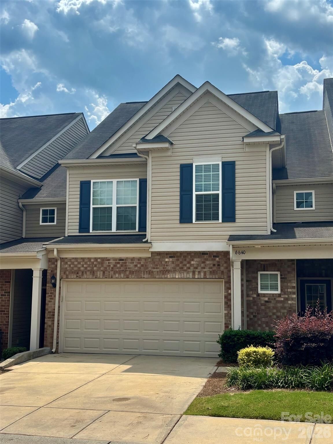 Property Photo:  6640 Portland Rose Lane  NC 28210 