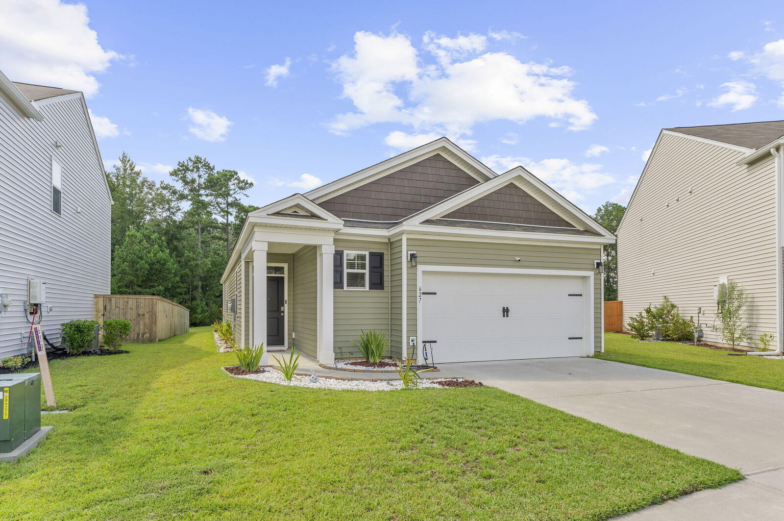 Property Photo:  627 Silver Spruce Street  SC 29486 