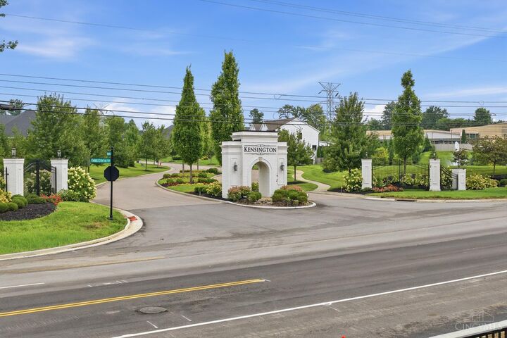 Property Photo:  9907 Kensington Lane  OH 45040 