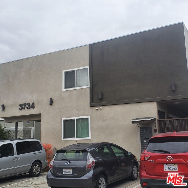 Property Photo:  3734 Vinton Ave, Unit 8  CA 90034 