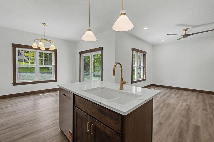 Property Photo:  867 Fairway Drive  OH 43028 