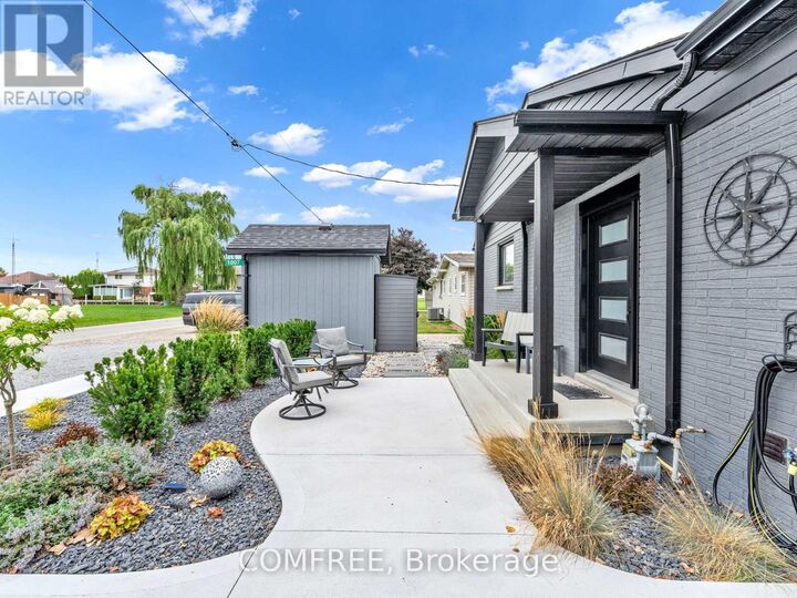 Property Photo: 1007 Lakeshore Park ON N8L 0G3