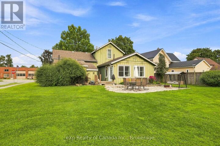 Property Photo: 24 Stover Street South ON N0J 1P0