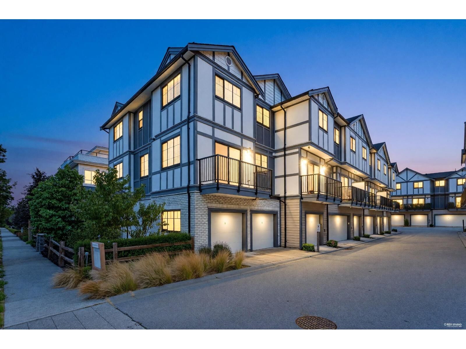 Property Photo:  16361 23A Avenue 5  BC V3Z 0V9 