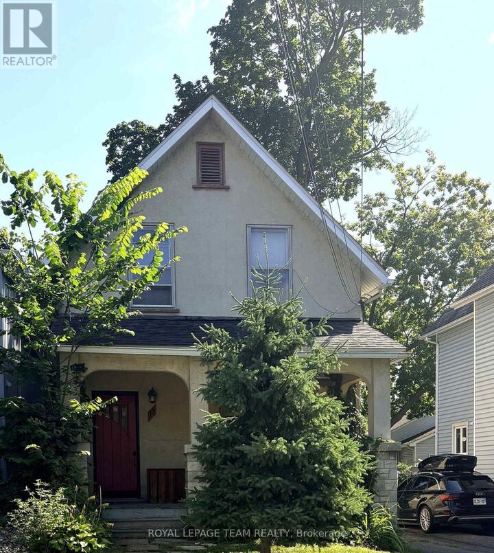 Property Photo: 17 Adelaide Street ON K1S 3R9