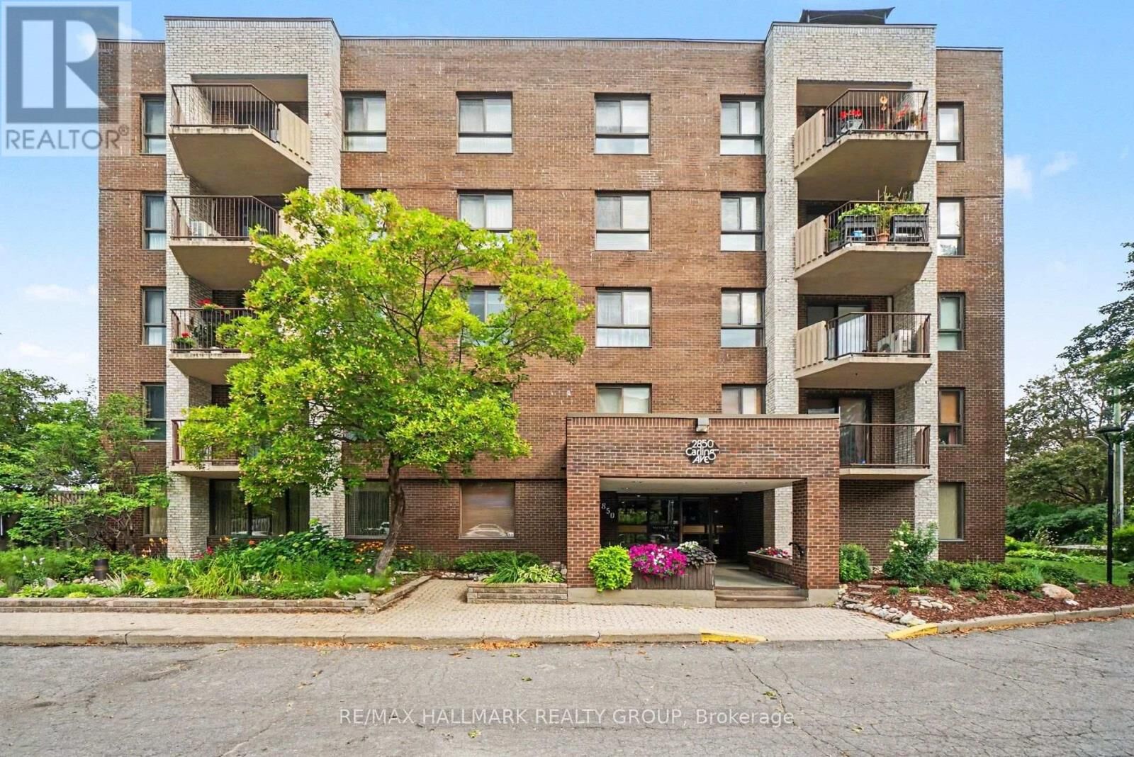 Property Photo:  2850 Carling Avenue 302  ON K2B 8M4 