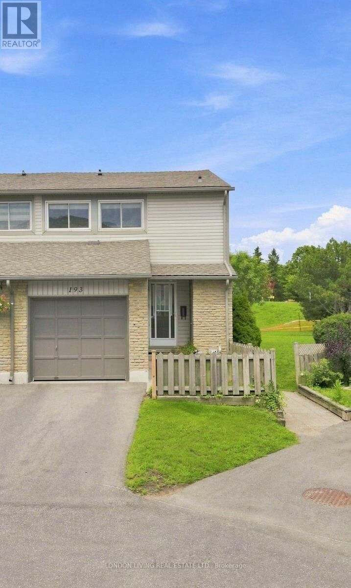 Property Photo: 193 Deveron Crescent ON N5Z 4J7