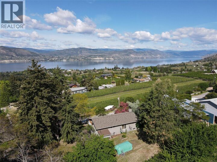 Property Photo: 3812 Albrecht Road BC V0H 1N1