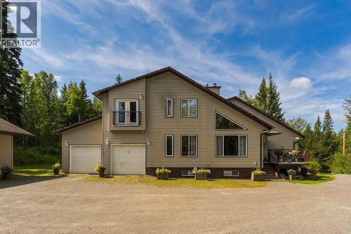 2730 Catherine Drive — photo 1