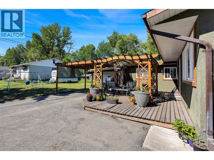 Property Photo: 11180 Bottom Wood Lake Road BC V4V 1V9