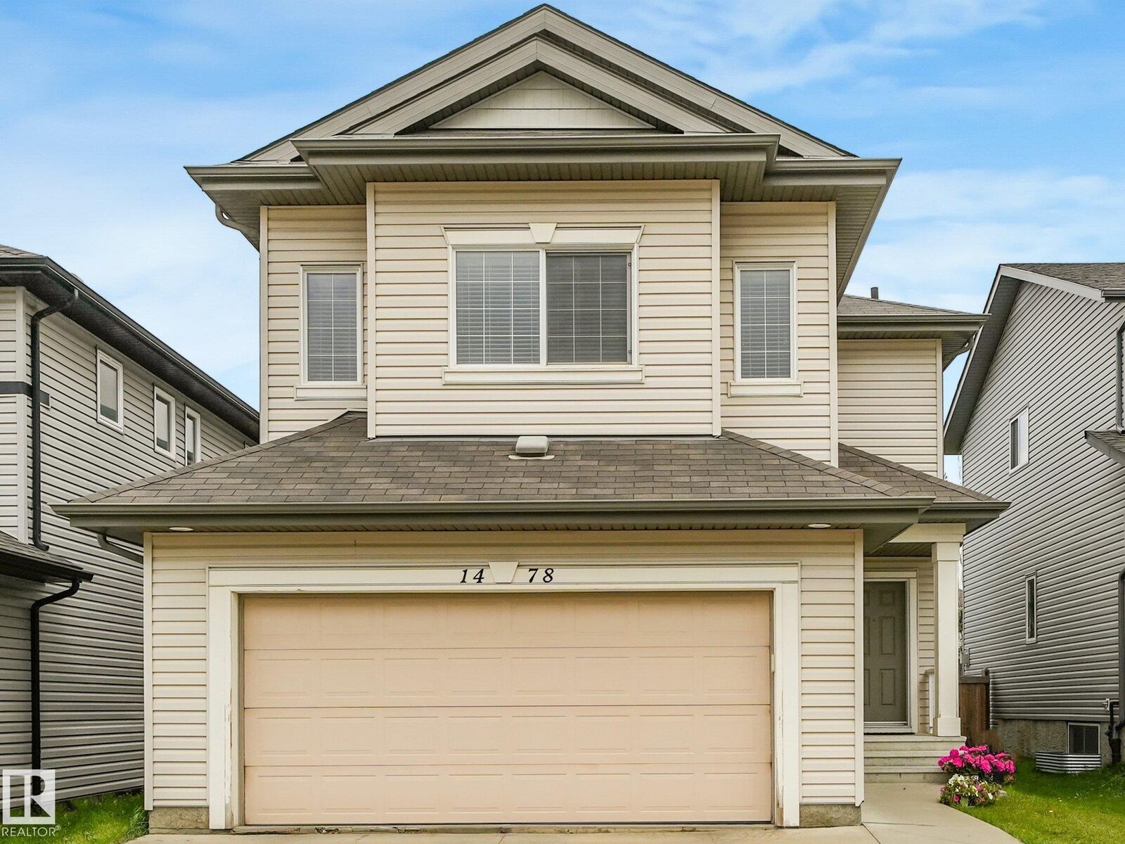 Property Photo: 1478 37B Avenue NW AB T6T 0J1