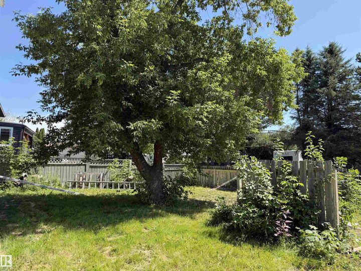 Property Photo:  107 Mountain Ash Drive  AB T9A 2T4 