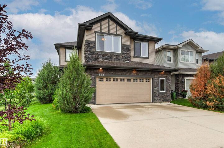 Property Photo:  1133 Hays Drive NW  AB T6M 0M2 