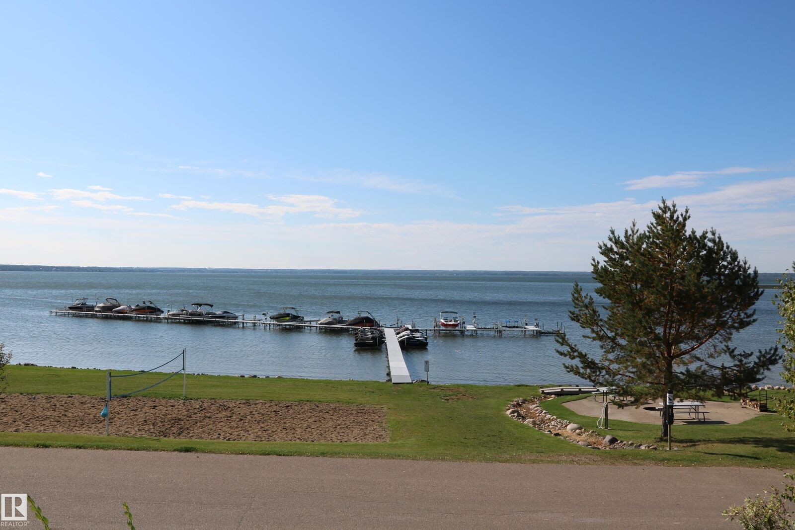 Property Photo:  617 55101 Ste Anne Trail  AB T0E 1A1 