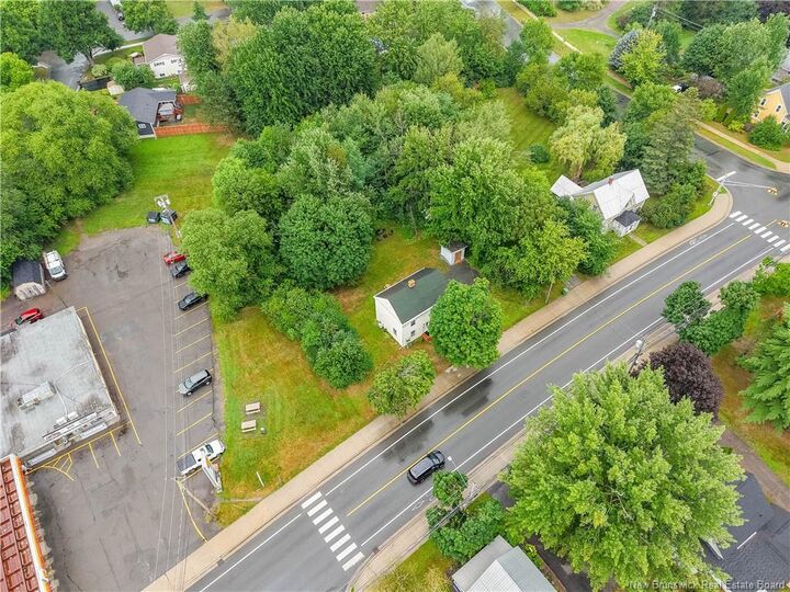 Photo de la propriété:  333 Sunset Drive  NB E3A 1B3 