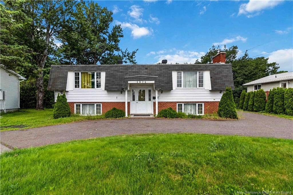 Property Photo:  1071 Smythe Street  NB E3B 3H4 