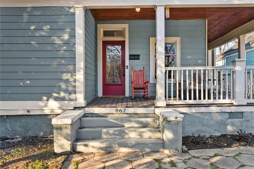 Property Photo:  867 Beecher Street SW  GA 30310 