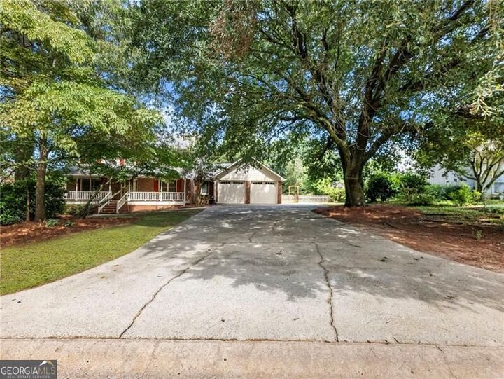 Property Photo: 2647 Ashley Oaks Court GA 30096