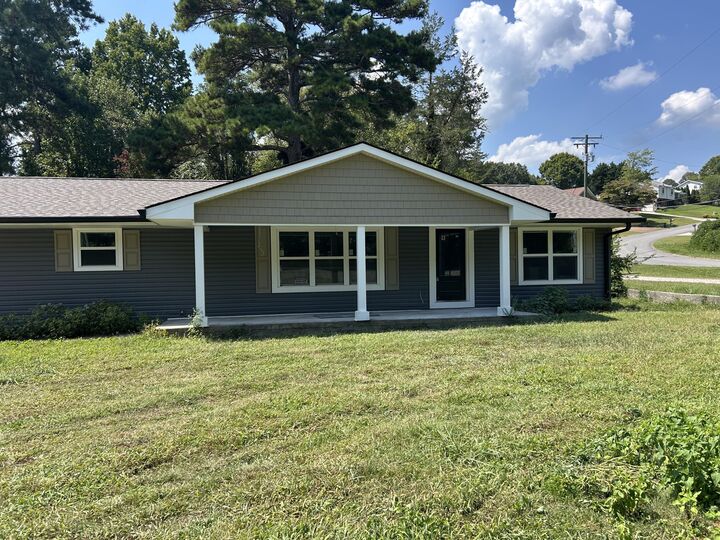 Property Photo:  1610 Johnson Road  GA 30707 